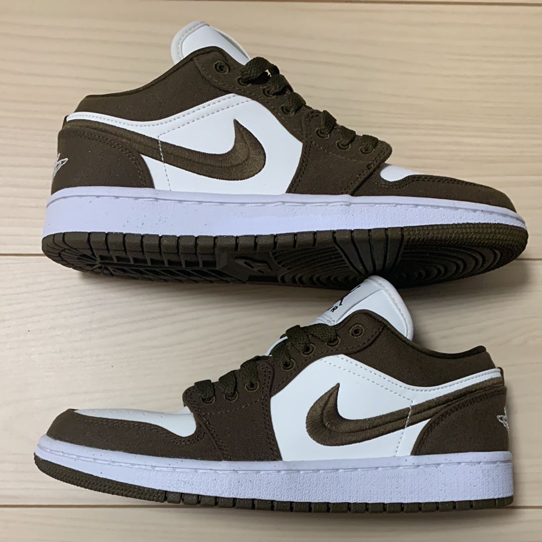 Nike Women's Air Jordan 1 Low SE "Light Olive"