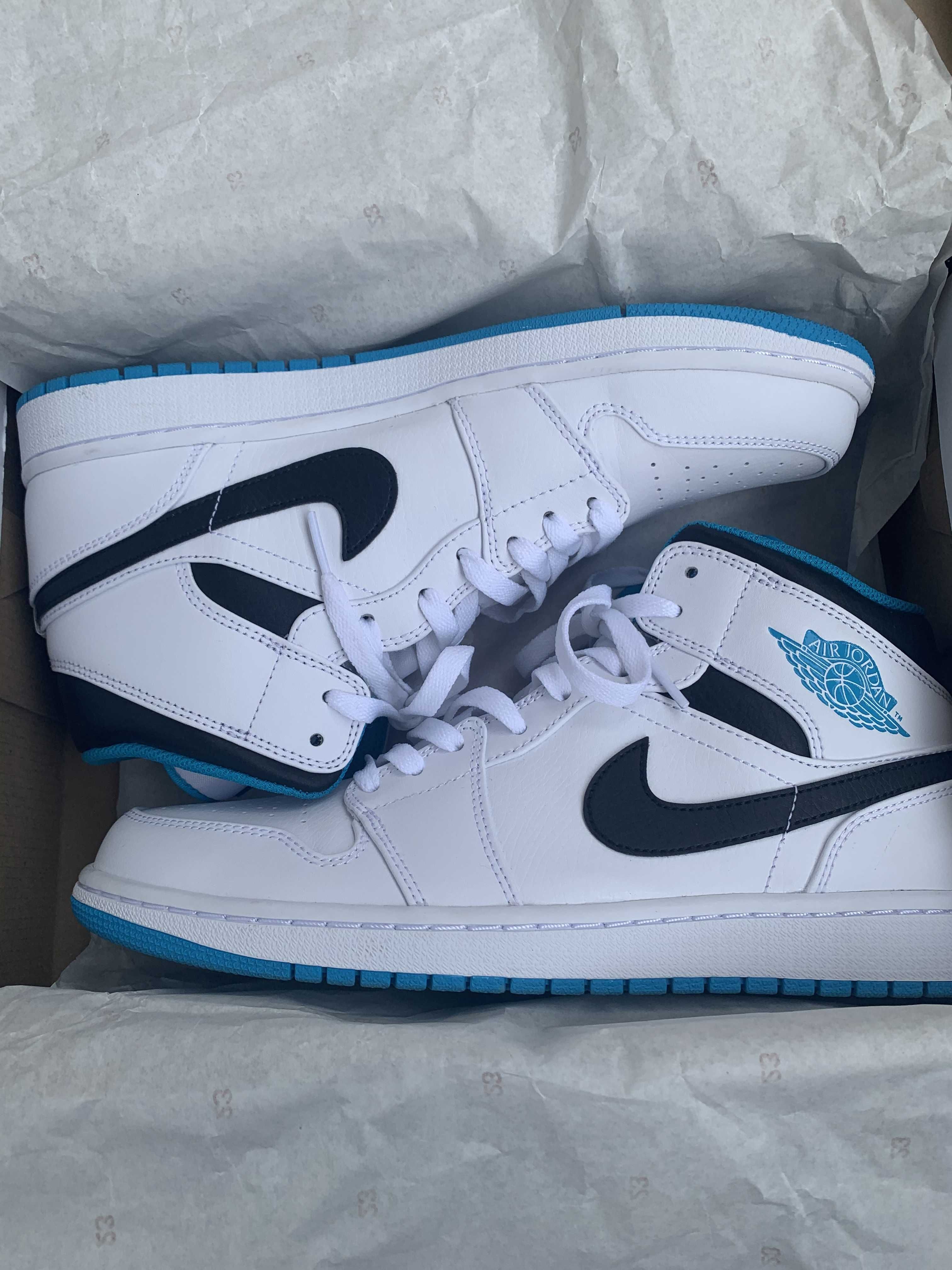 Nike Air Jordan 1 Mid "White/Laser blue"
