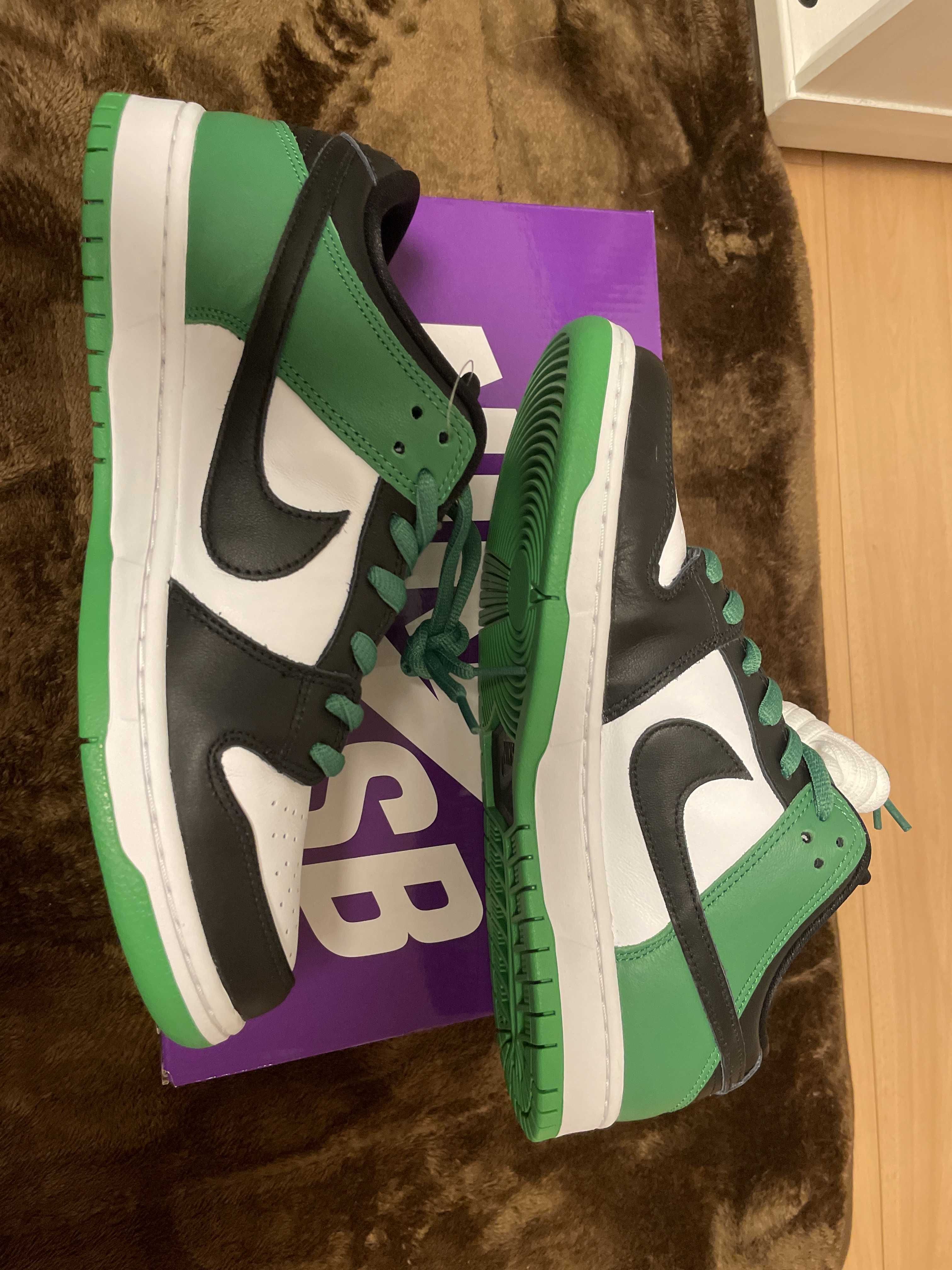 Nike SB Dunk Low Pro "Black and Classic Green"