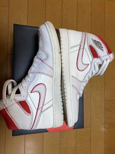 Nike Air Jordan 1 Retro High OG "Sail/University Red"