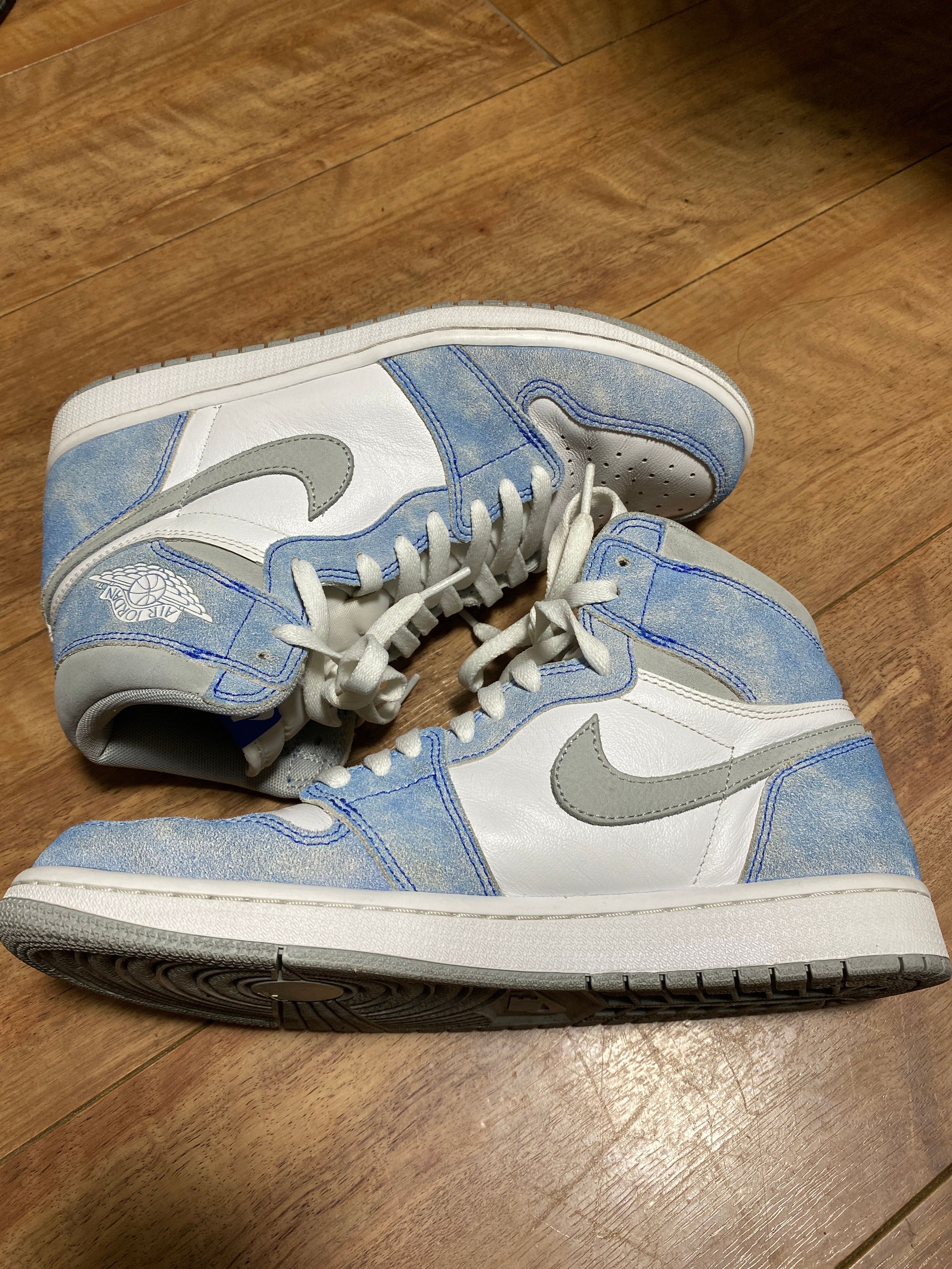 Nike Air Jordan 1 High OG "Hyper Royal"