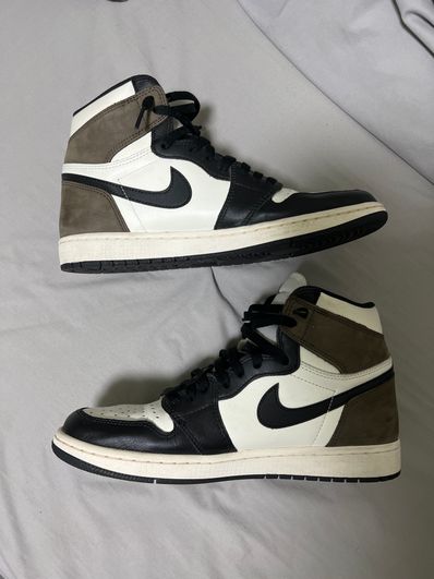 Nike Air Jordan 1 High OG "Sail/Dark Mocha/Black"