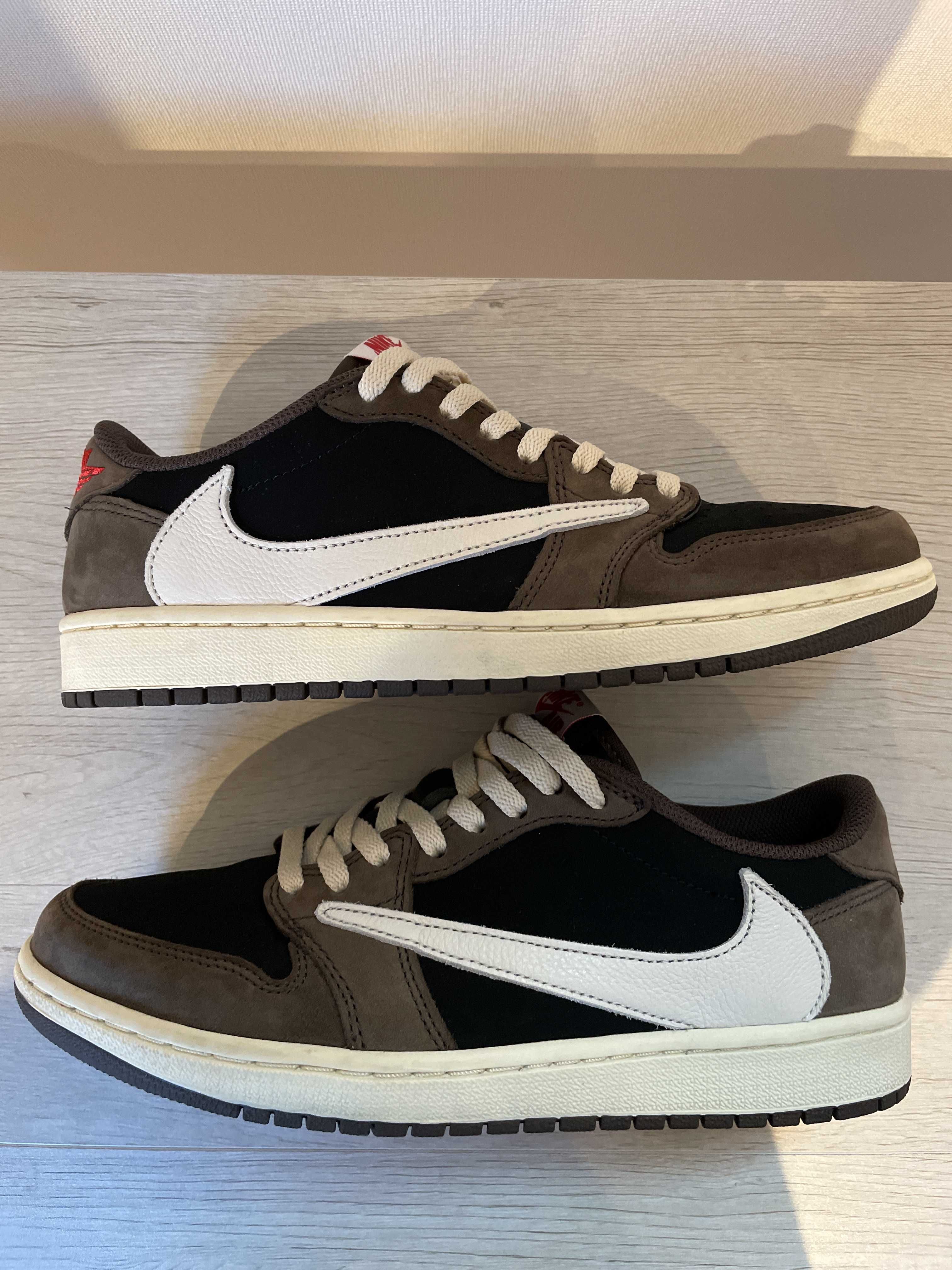 Travis Scott × Nike Air Jordan 1 Low OG SP-T  "Black/Dark Mocha"