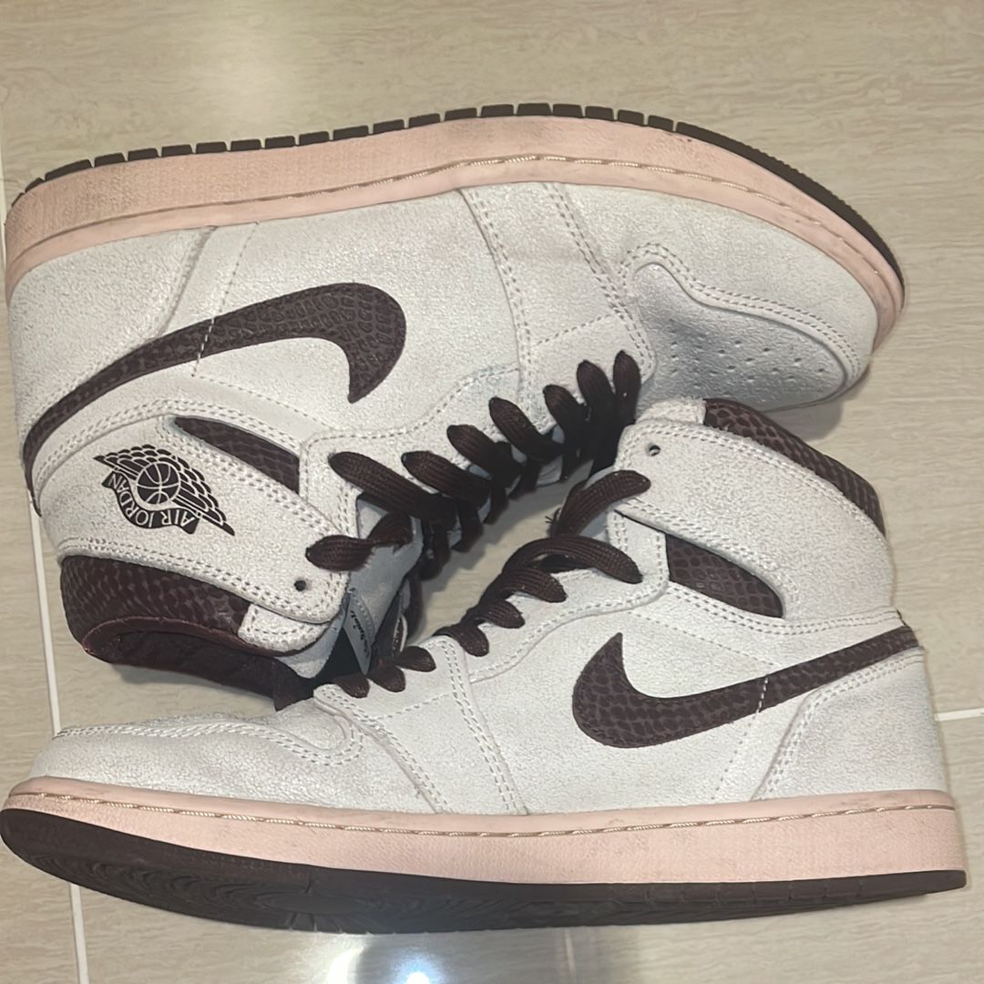 A Ma Maniere × Nike Air Jordan 1 Retro High OG "Sail and Burgundy"