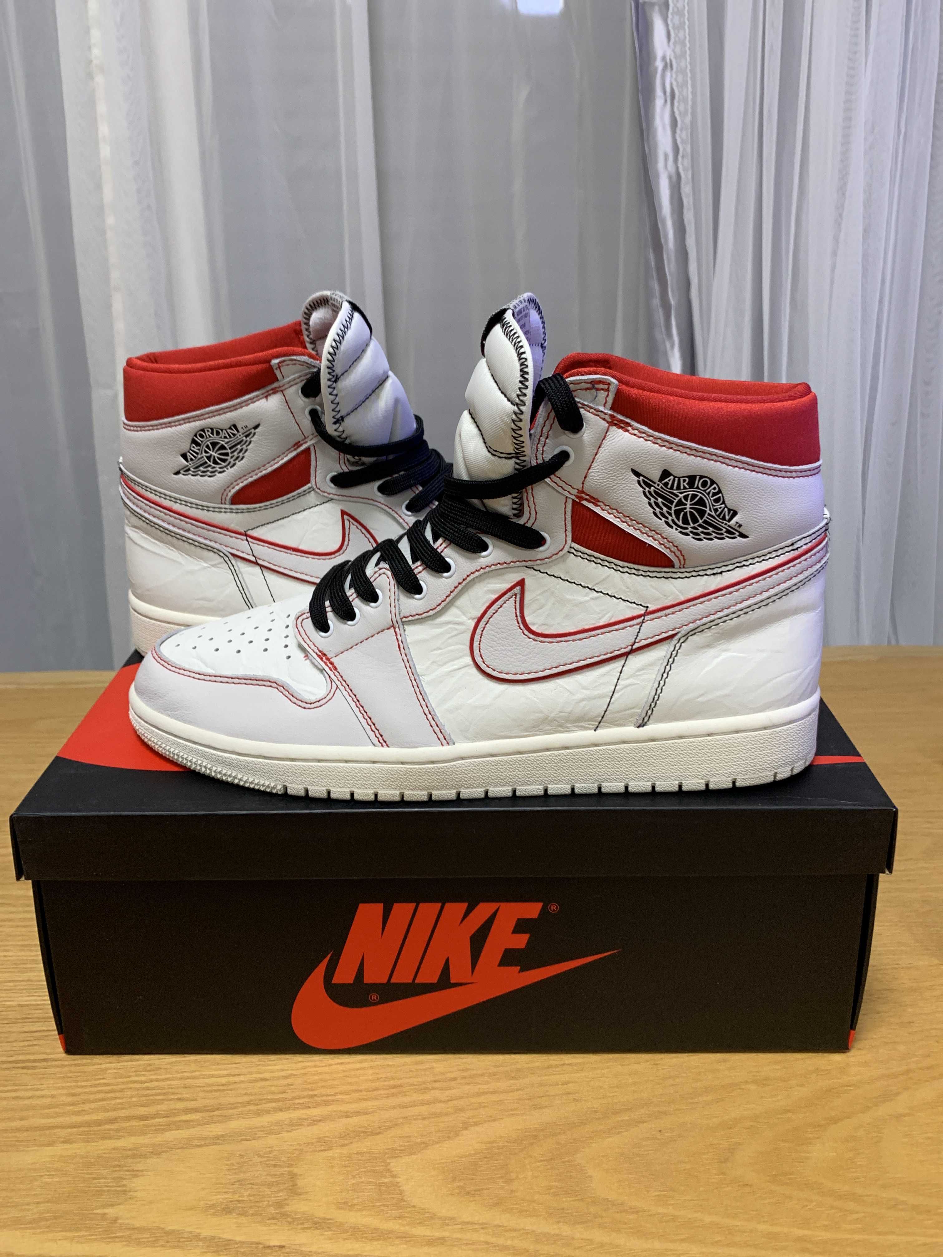 Nike Air Jordan 1 Retro High OG "Sail/University Red"     