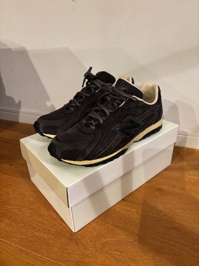 AURALEE × New Balance 204L "Brown"