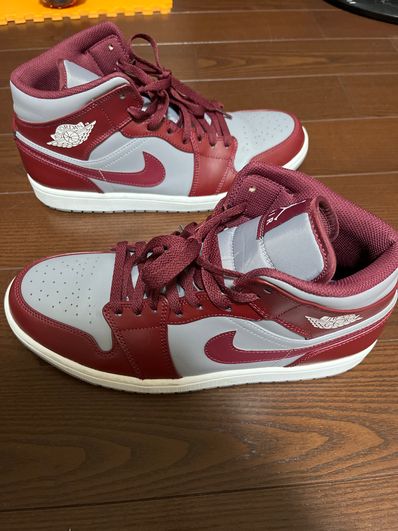 Nike Air Jordan 1 Mid "Team Red"