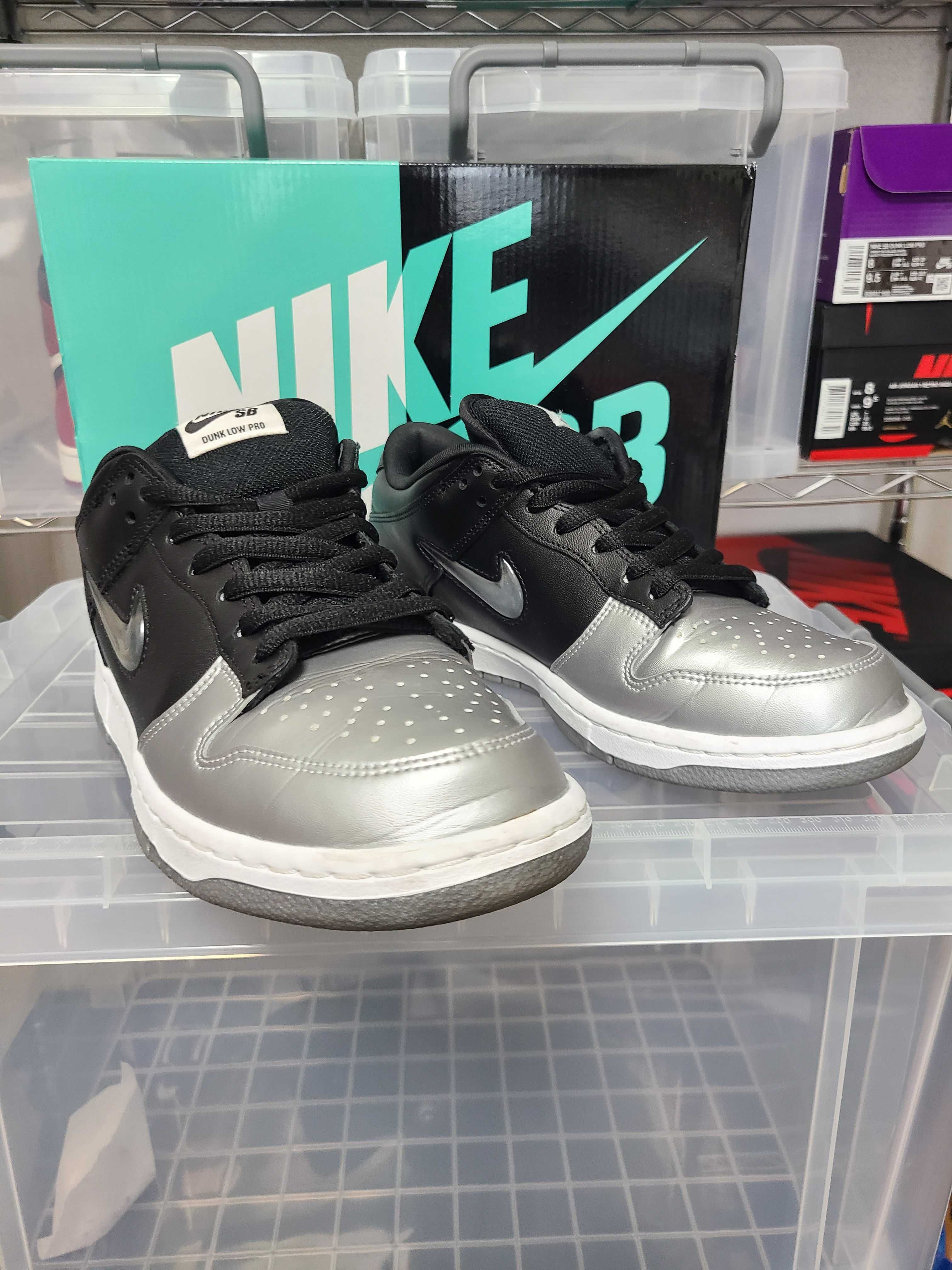 Supreme × Nike Dunk Low "Metallic Silver/Black"