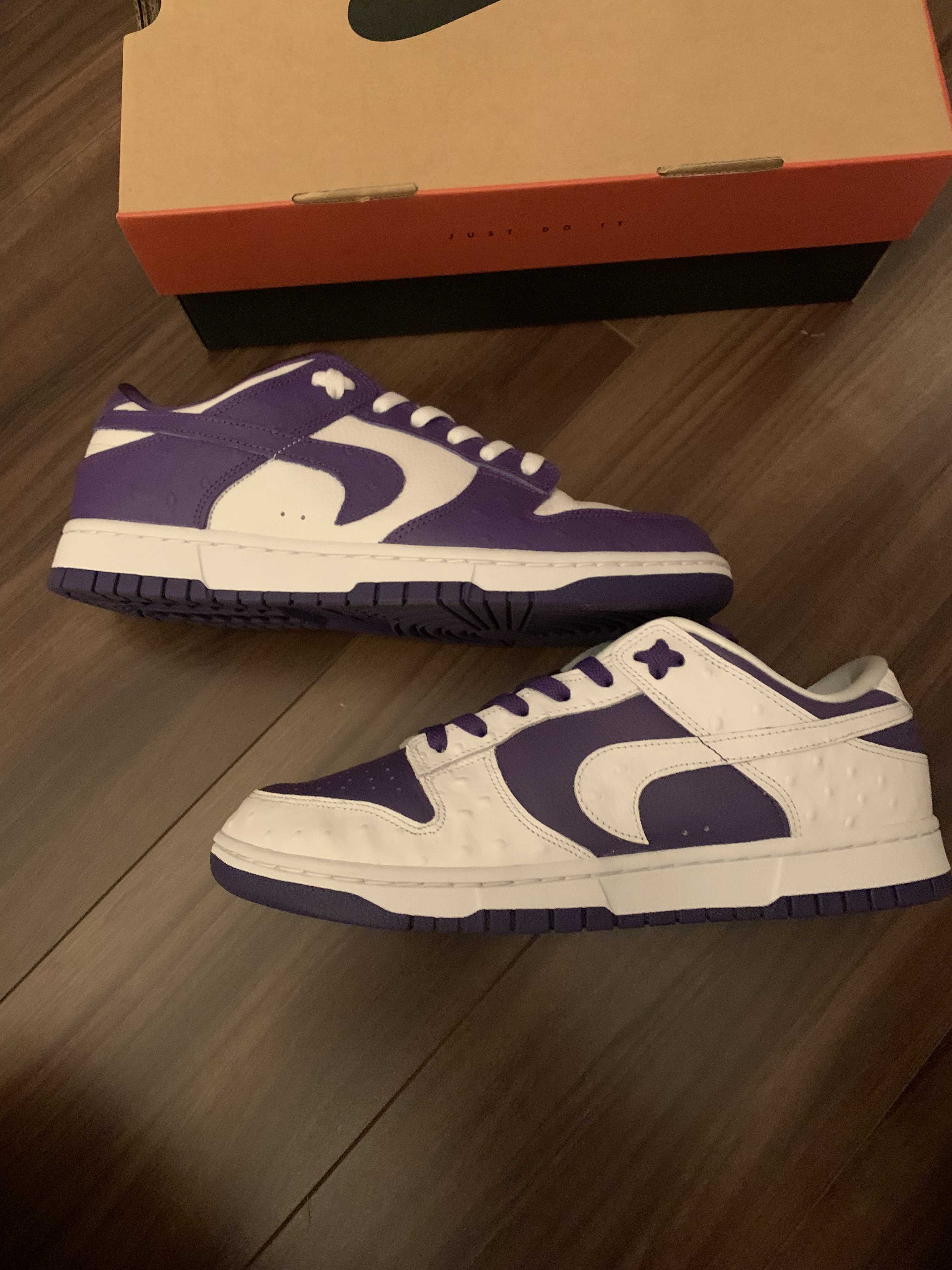 Nike Women's Dunk Low "Made You Look"