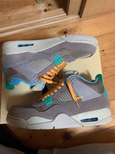 UNION × NIKE AIR JORDAN 4 SP "TAUPE HAZE"
