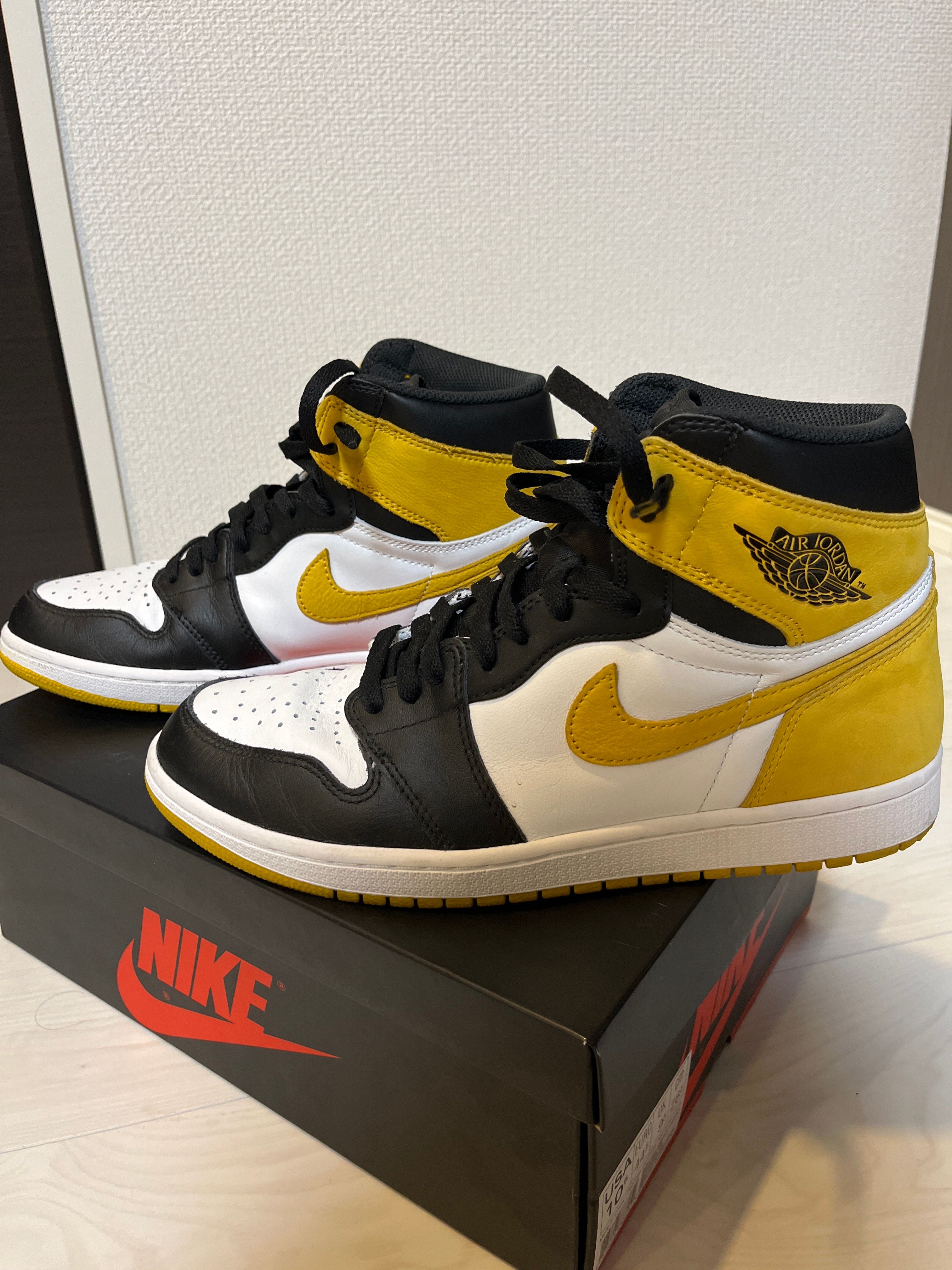 Nike Air Jordan 1 Retro High OG "Black Toe/Yellow Ochre"