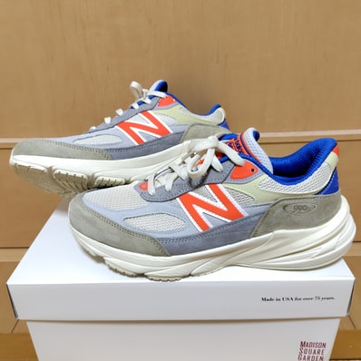 KITH × New Balance 990V6 Madison Square Garden "Sanddrift"