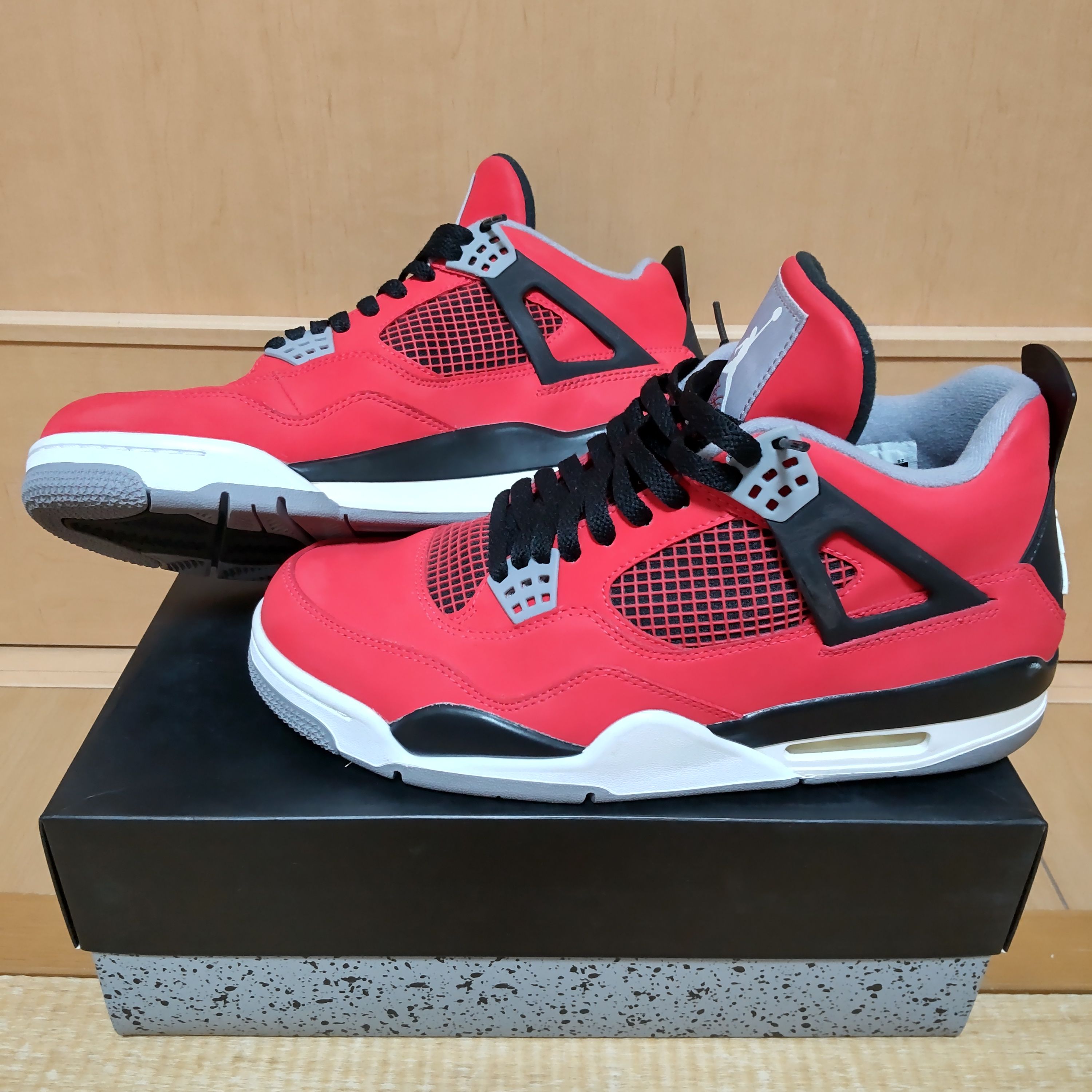 Nike Air Jordan 4 Retro "Toro Bravo"