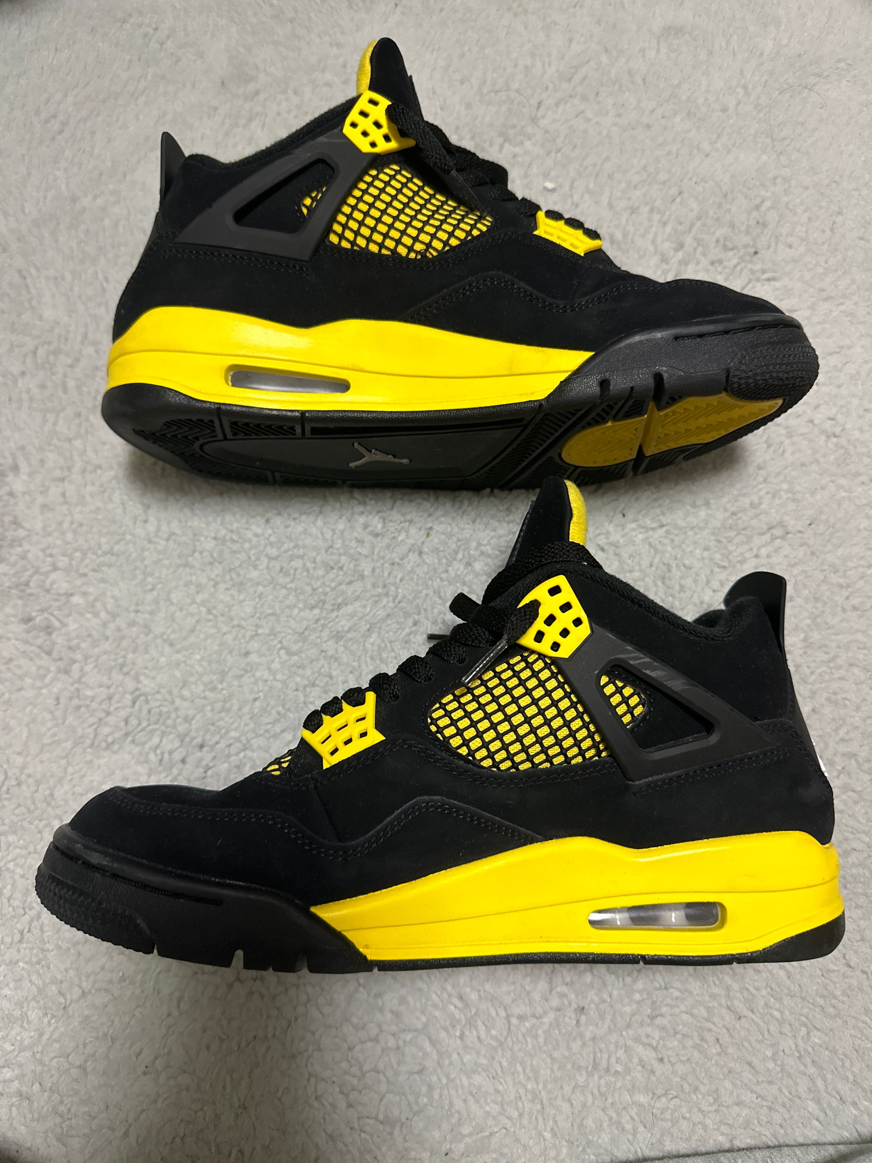 Nike Air Jordan 4 Retro "Thunder"(2023)