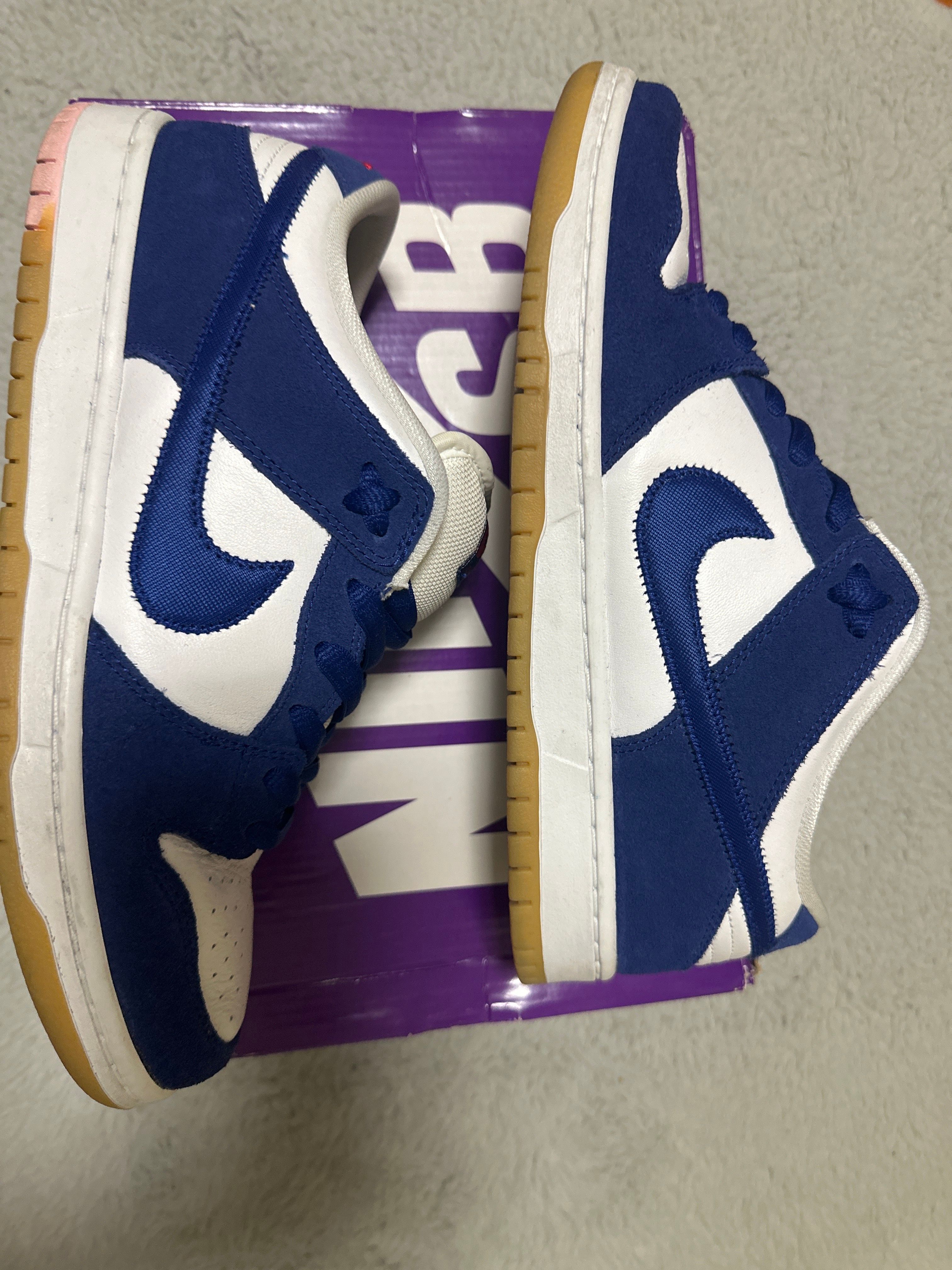 Nike SB Dunk Low "Los Angeles Dodgers/Deep Royal Blue"