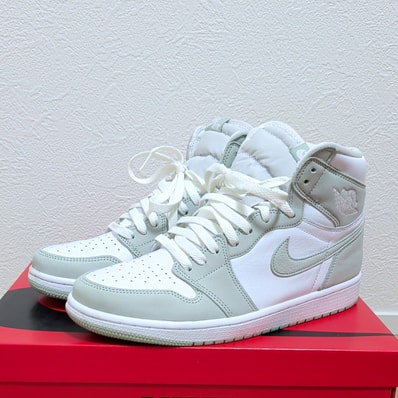 Nike Women's Air Jordan 1 High OG "Seafoam"