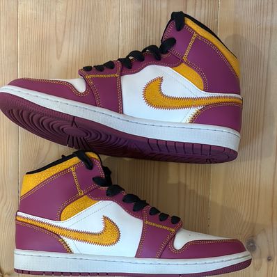 Nike Air Jordan 1 Mid "Dia De Muertos"