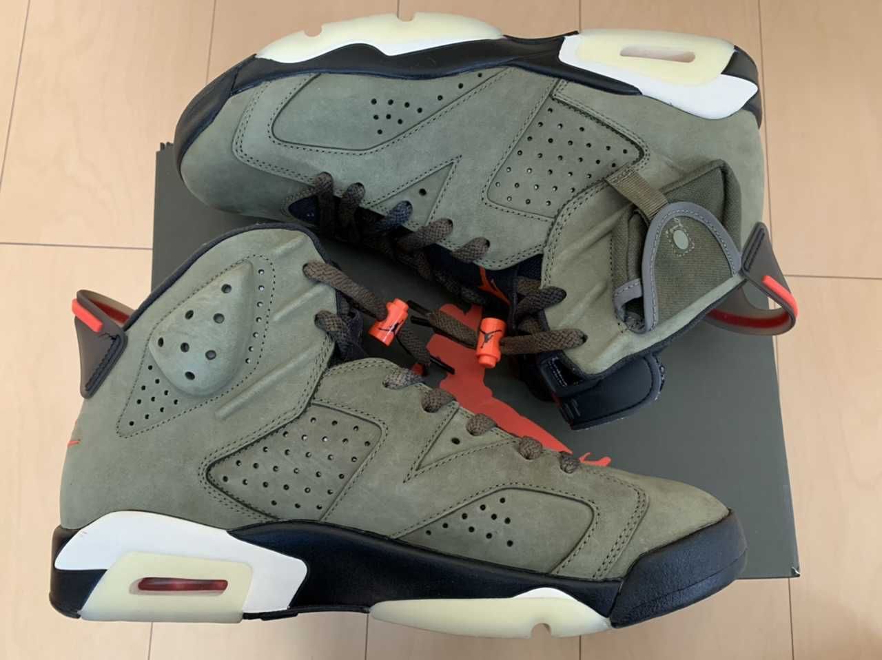 Travis Scott × Nike Air Jordan 6 Retro "Medium Olive"