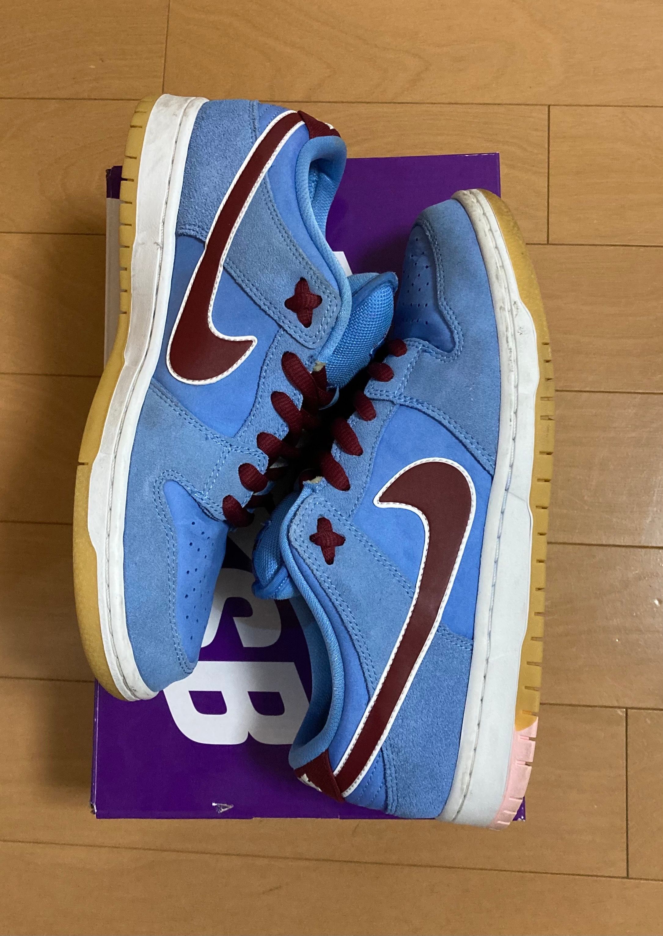 Nike SB Dunk Low Pro "Philadelphia Phillies/Valor Blue and Team Maroon"