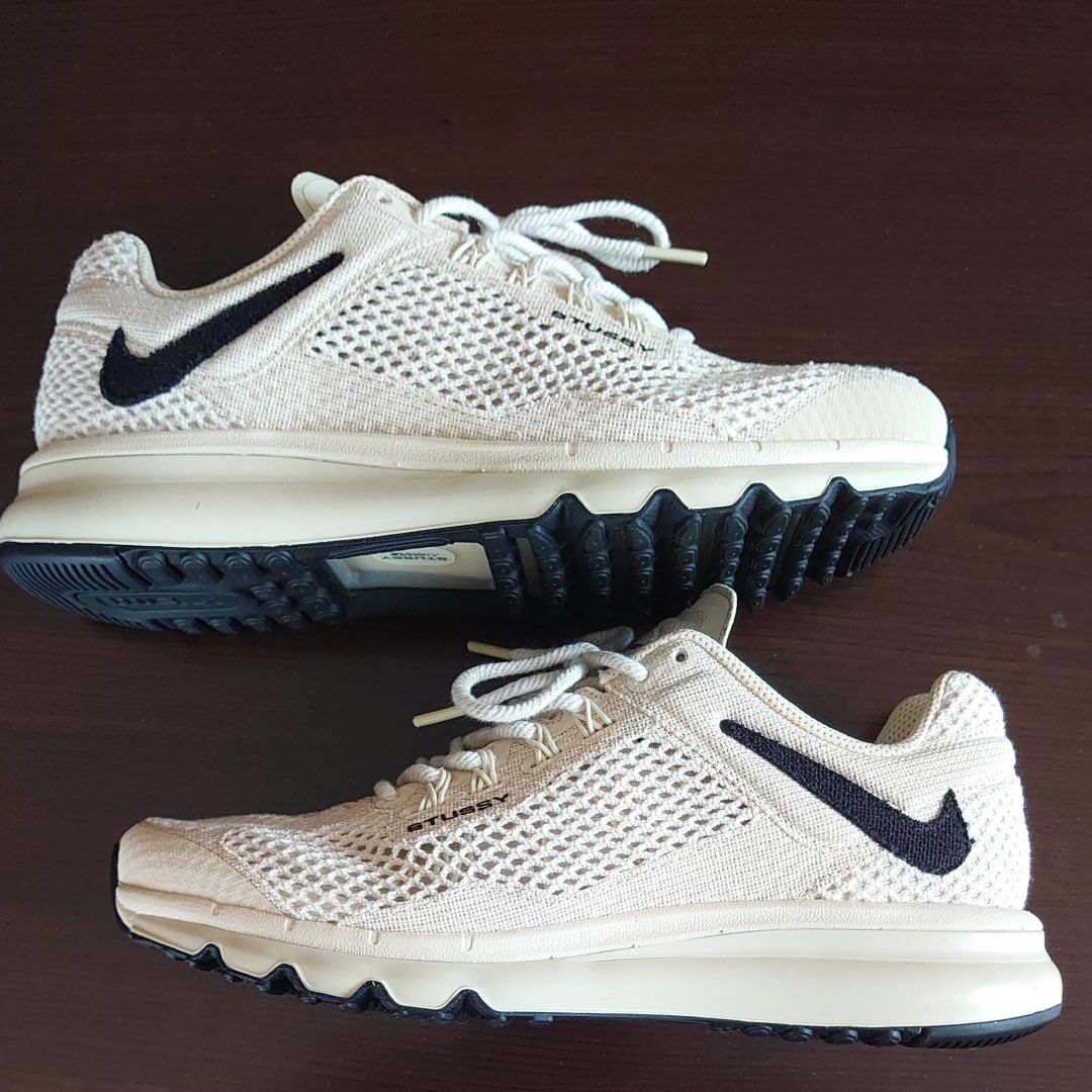 Stussy × Nike Air Max 2013 "Fossil"