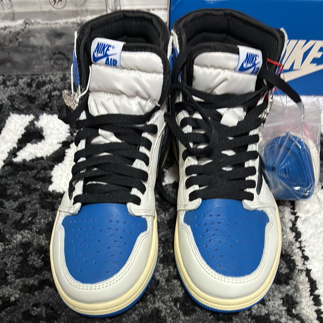 Travis Scott × fragment design × Nike Air Jordan 1 Retro High OG SP "Military Blue"