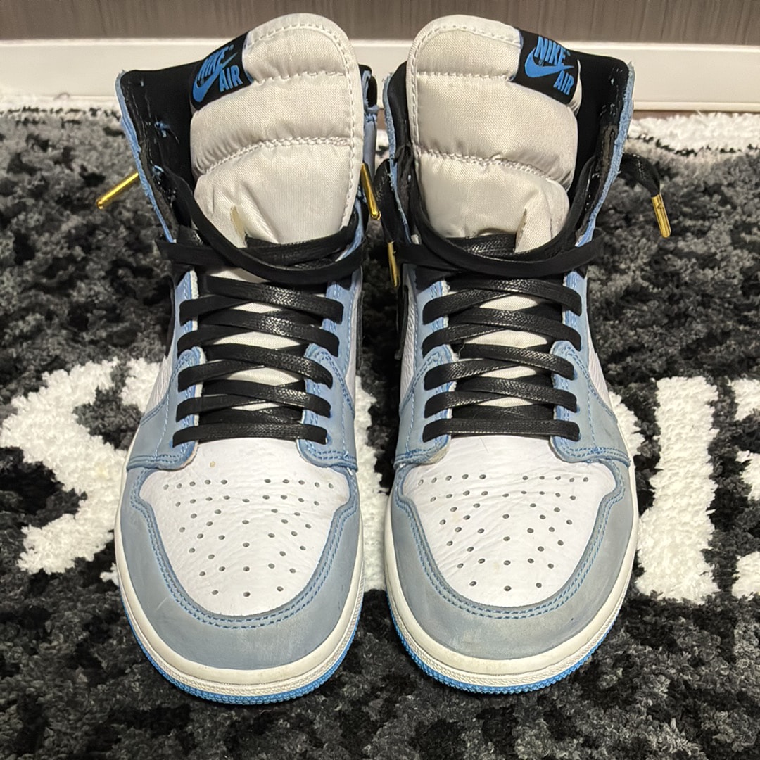 Nike Air Jordan 1 High OG "University Blue"