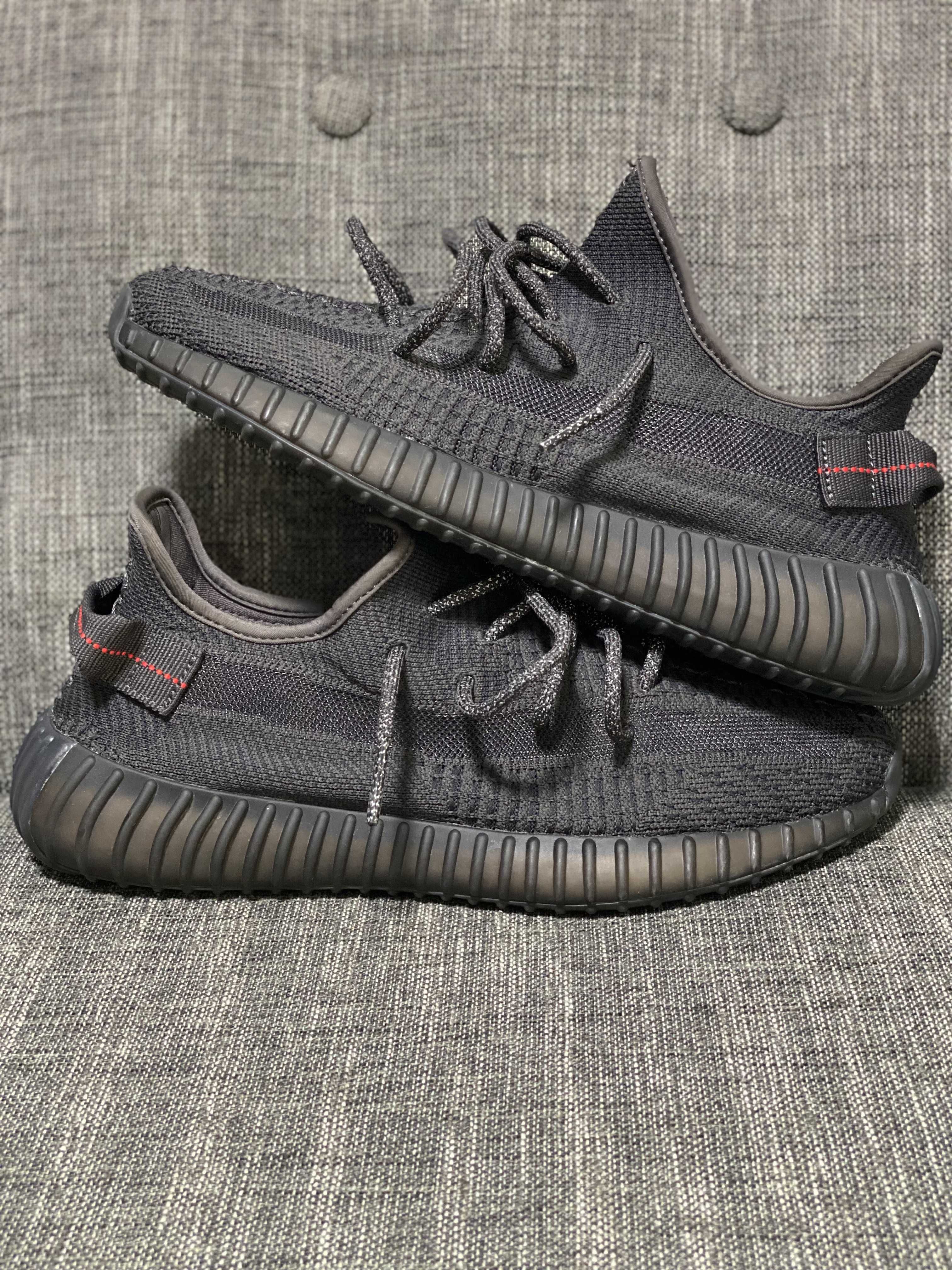 adidas YEEZY Boost 350 V2 "Black"