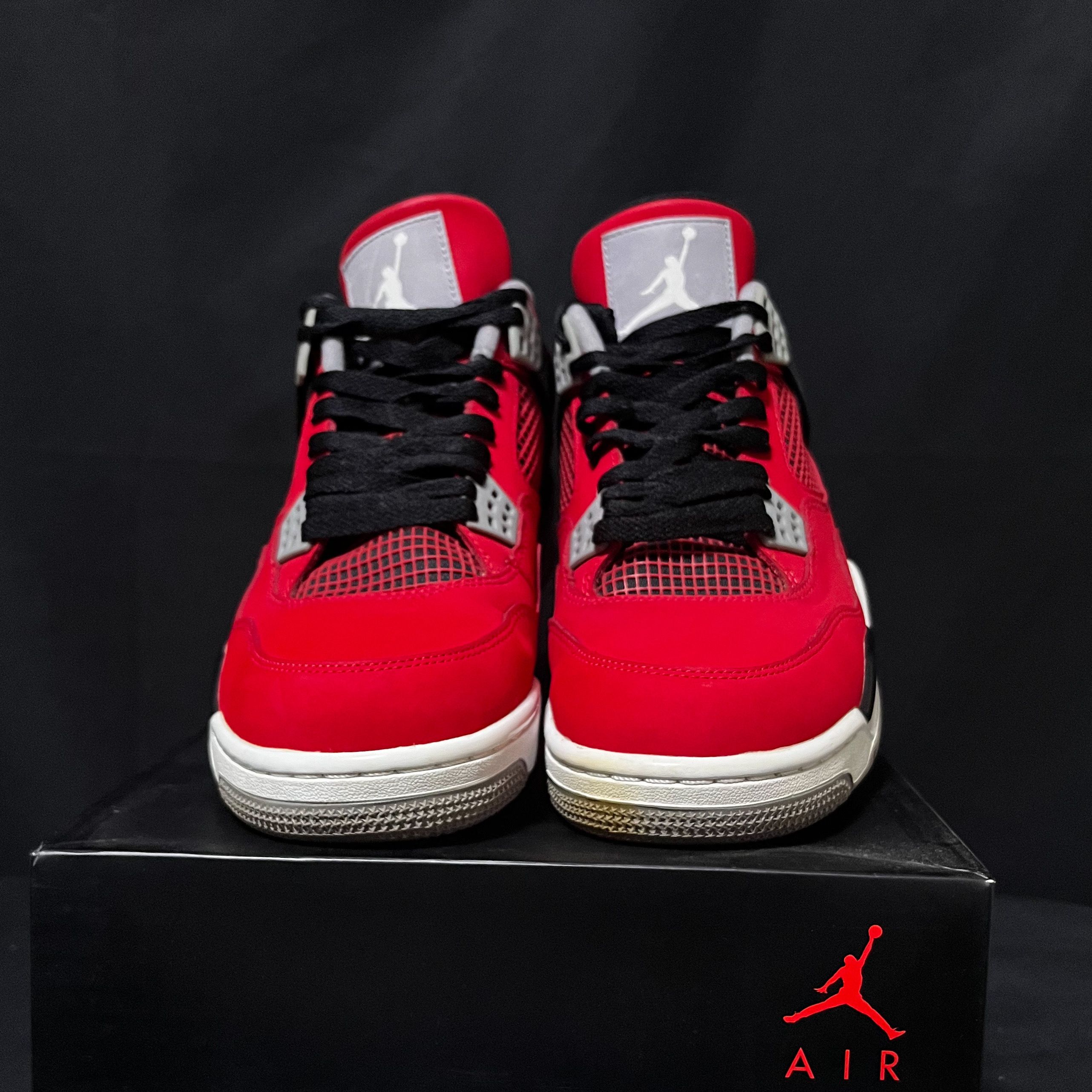 Nike Air Jordan 4 Retro "Toro Bravo"