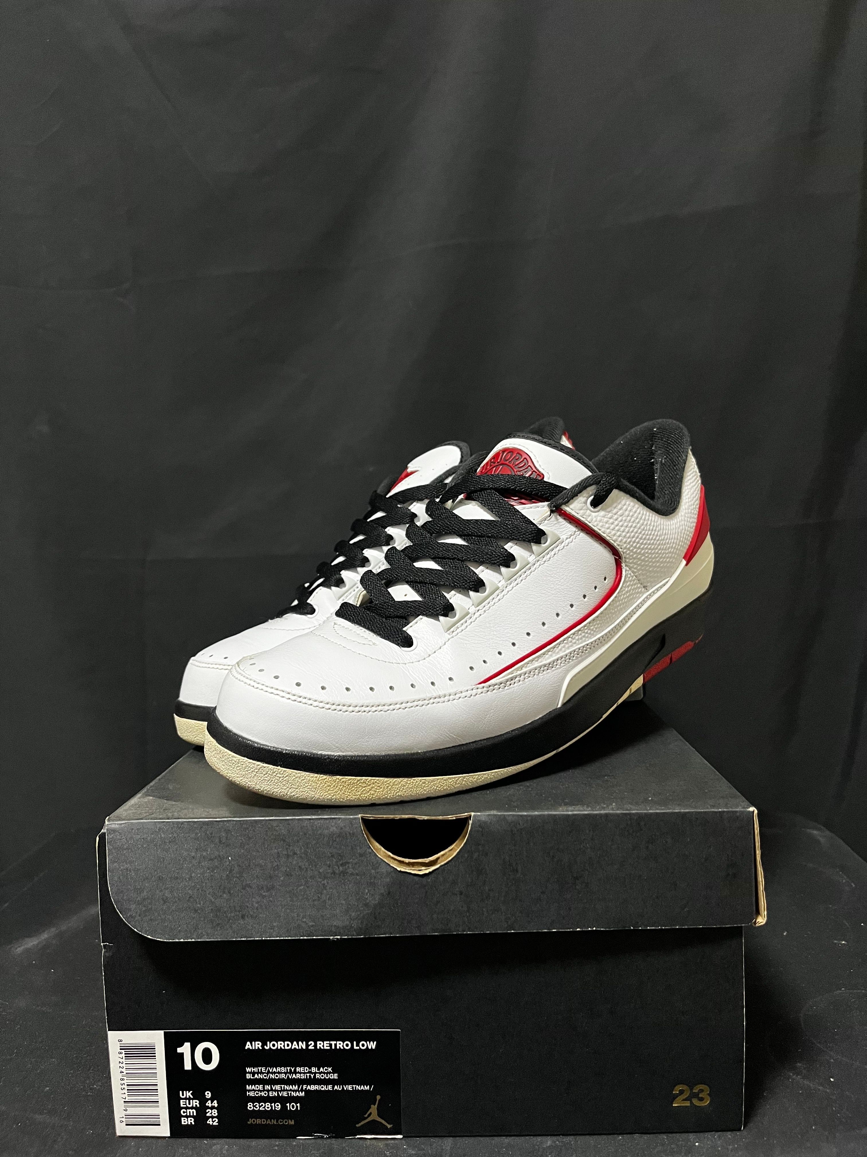 AIR JORDAN 2 RETRO LOW