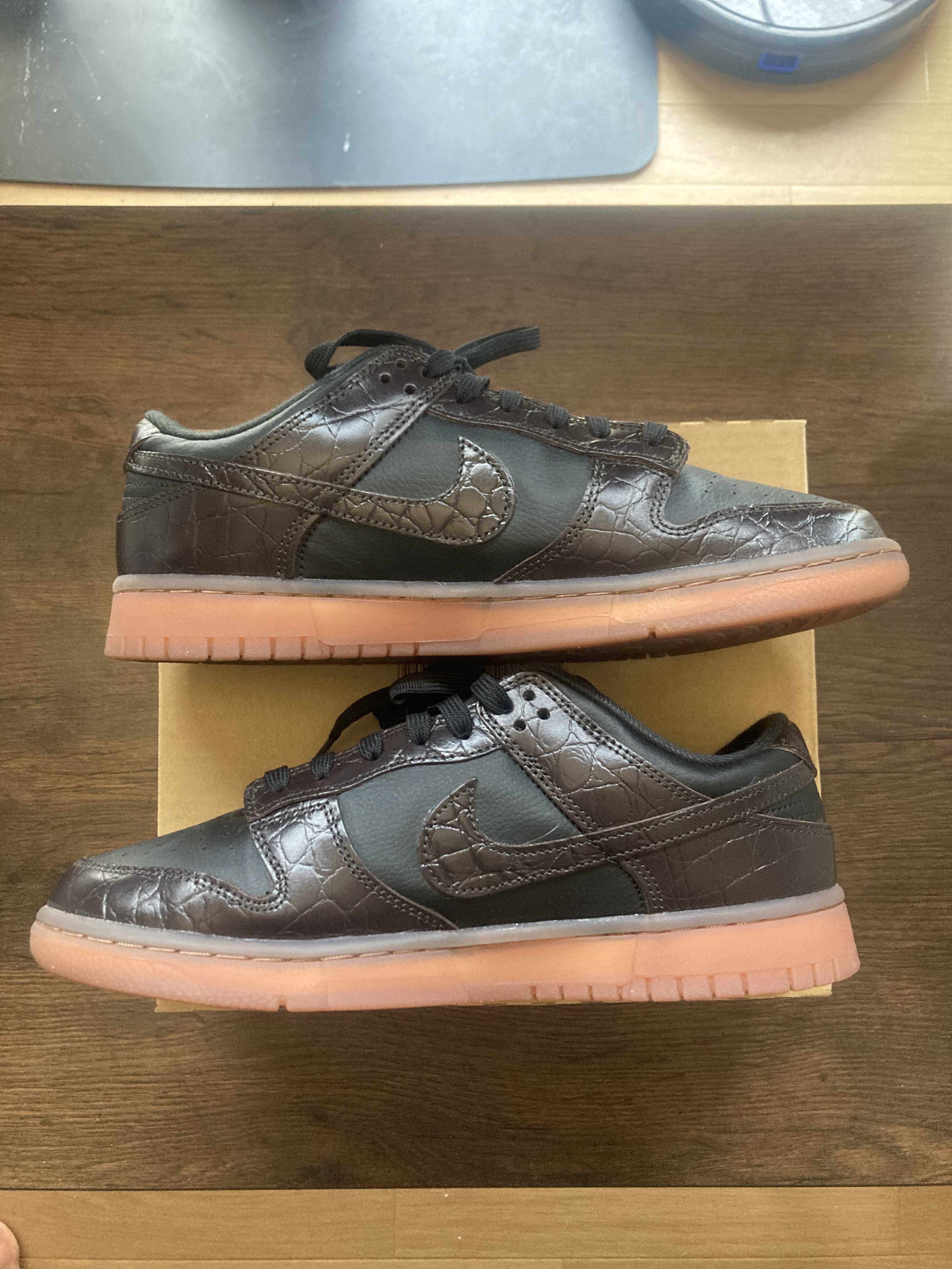 Nike Dunk Low "Velvet Brown and Black"