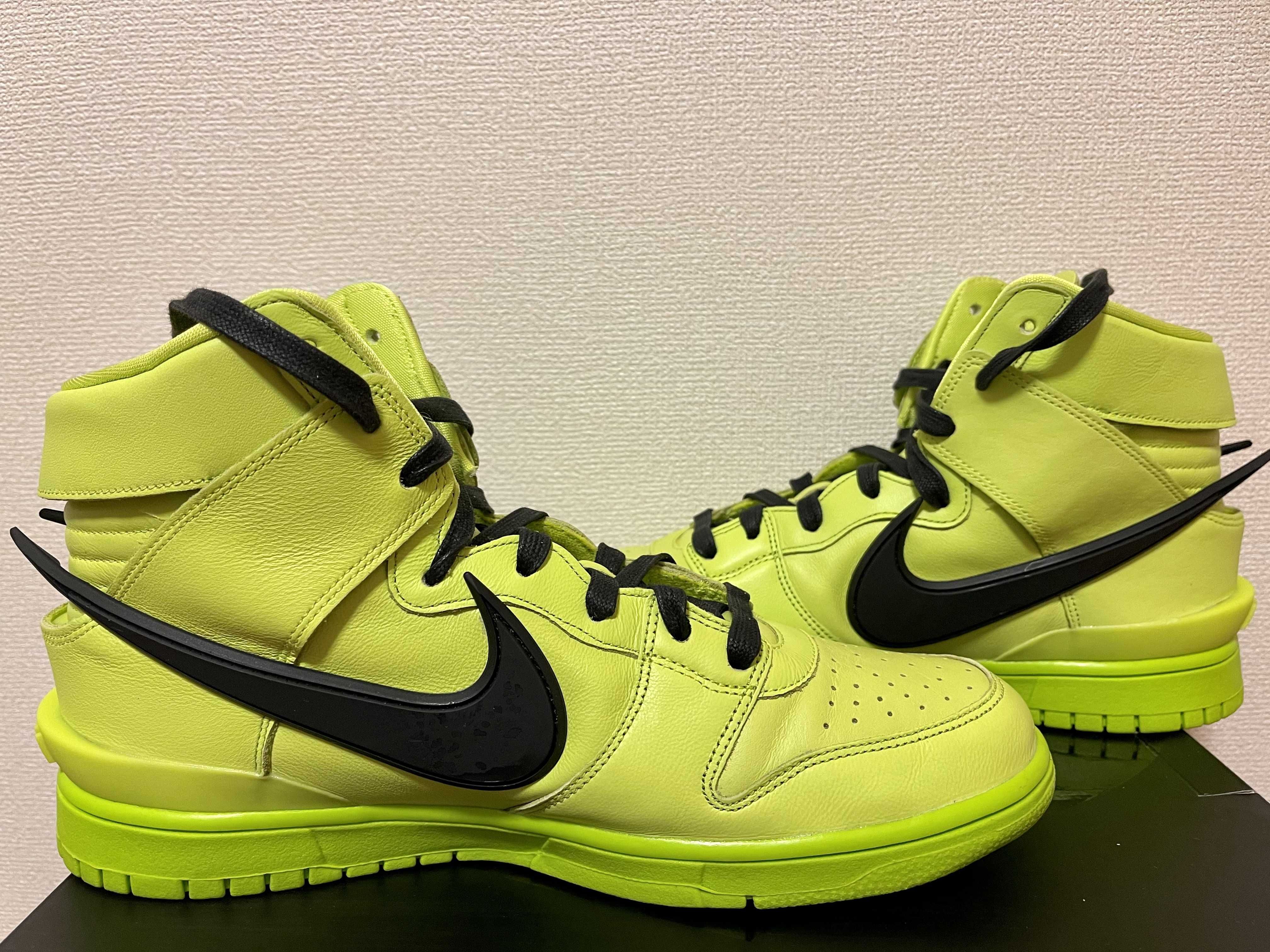 AMBUSH × NIKE DUNK HIGH "FLASH LIME"