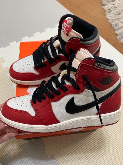 Nike GS Air Jordan 1 High OG "Lost & Found/Chicago"