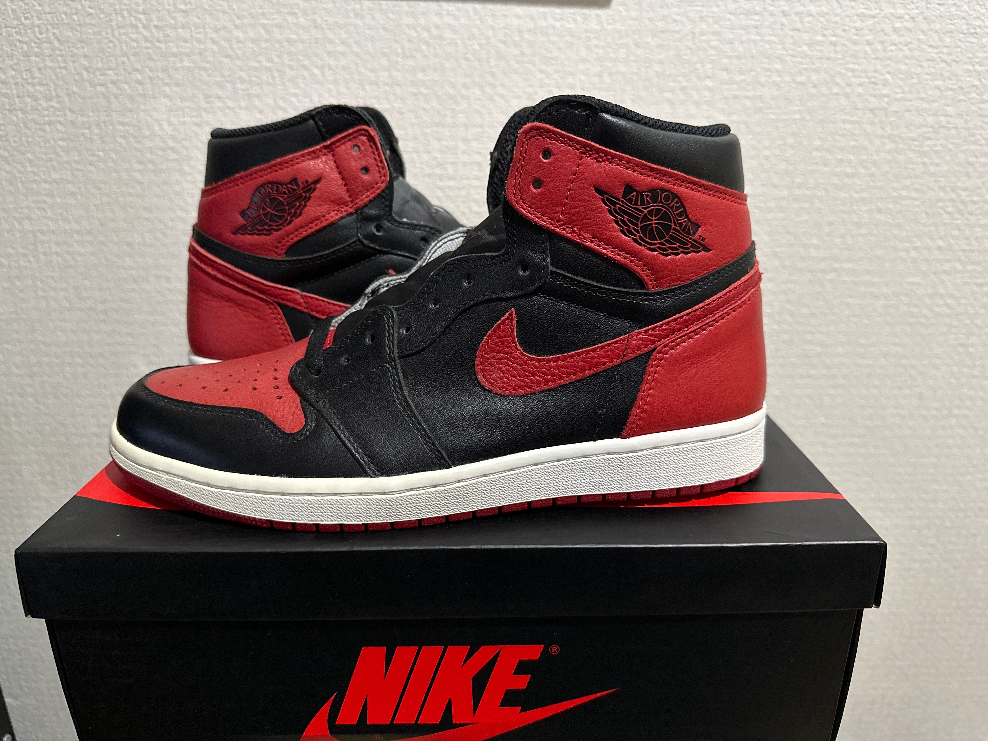 Nike Air Jordan 1 Retro High OG "Bred/Banned" (2016)