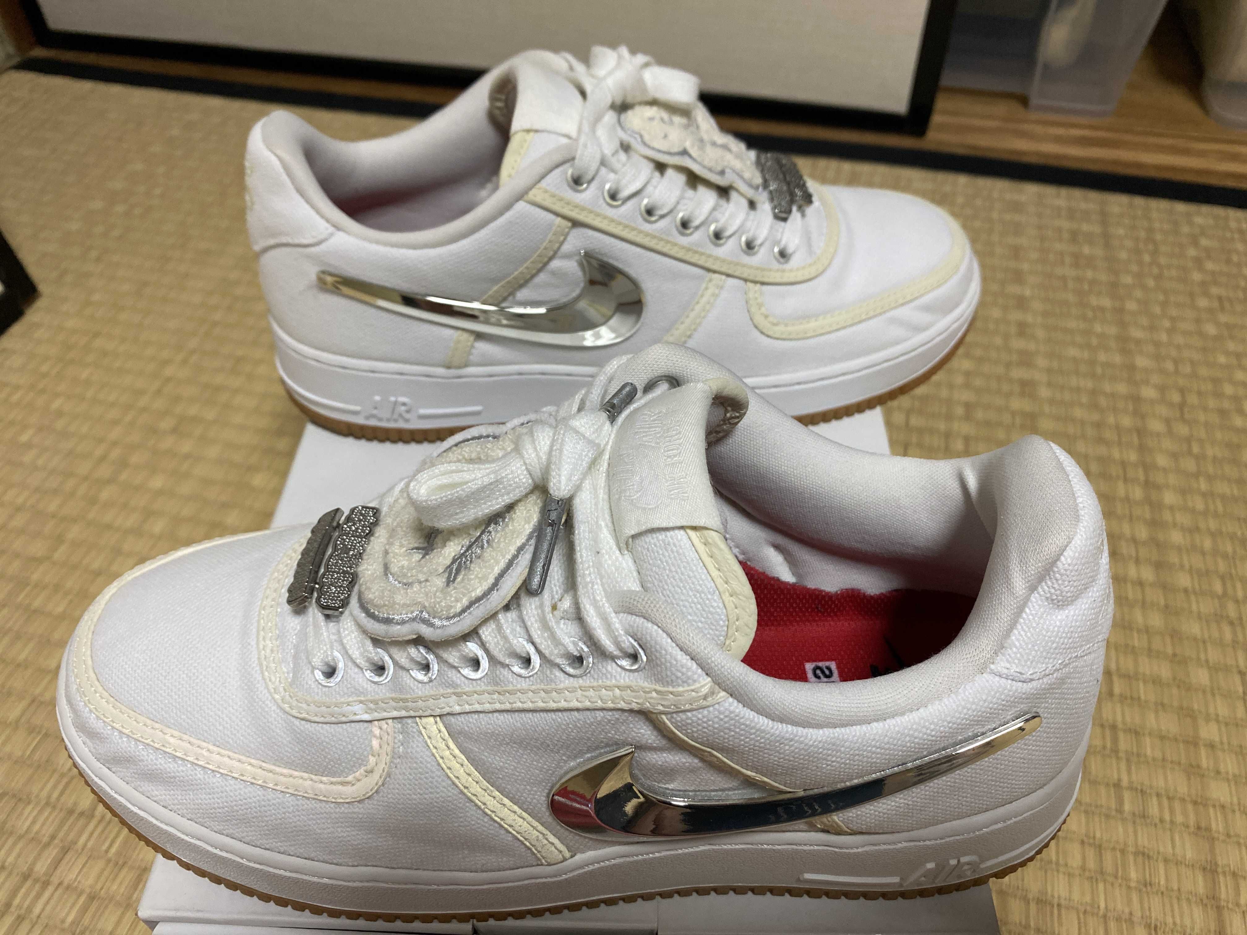 Travis Scott × Nike Air Force 1 Low  (AF100)