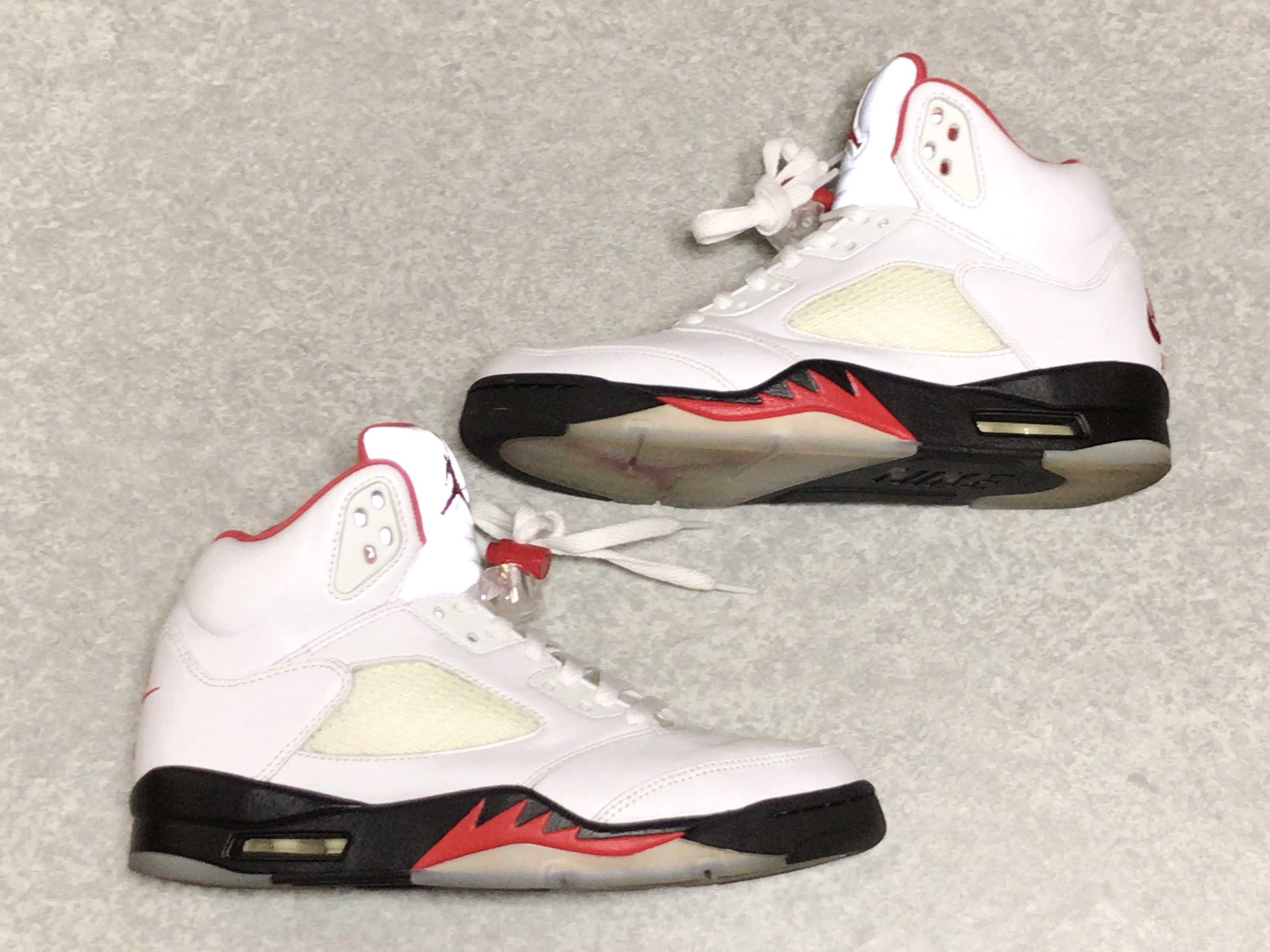 Nike Air Jordan 5 Retro "Fire Red" (2020)