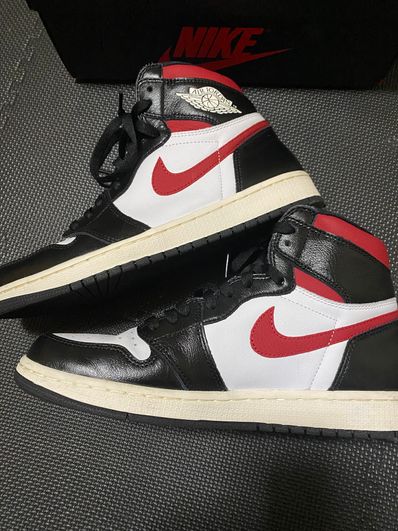 Nike Air Jordan 1 Retro High "Black/White/Sail/Gym Red"