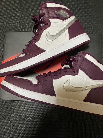 Nike Air Jordan 1 High OG "Bordeaux"