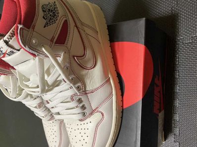 Nike Air Jordan 1 Retro High OG "Sail/University Red"
