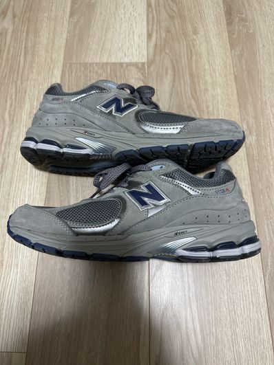 New Balance 2002R "Gray"