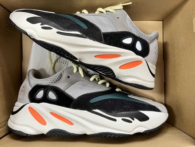 adidas YEEZY Boost 700 "Wave Runner"