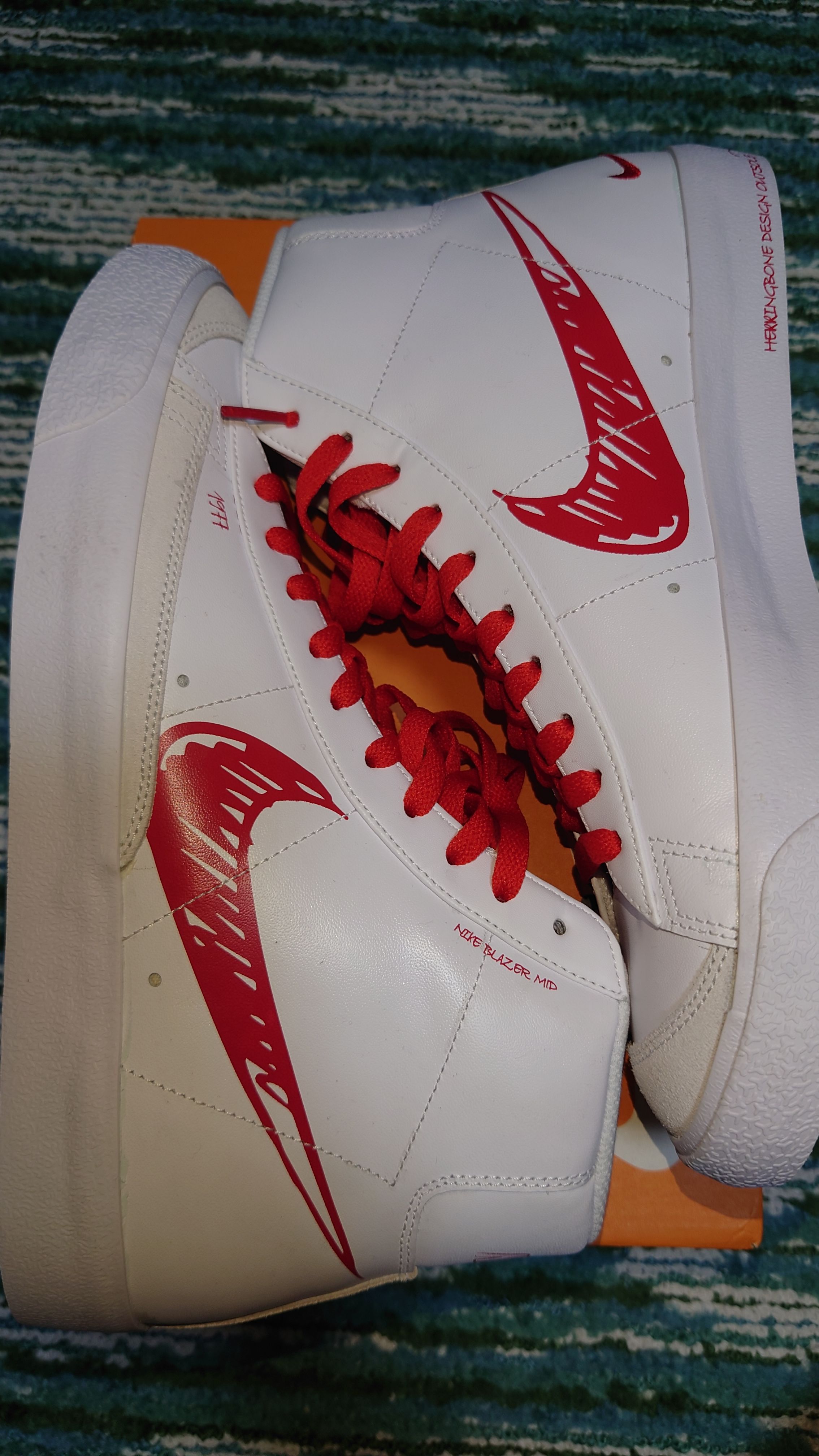 Nike Blazer Mid '77 "Red Sketch"