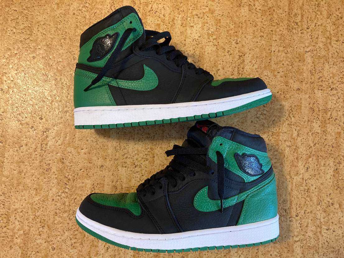 Nike Air Jordan 1 Retro High OG "Black/Pine Green" (2020)