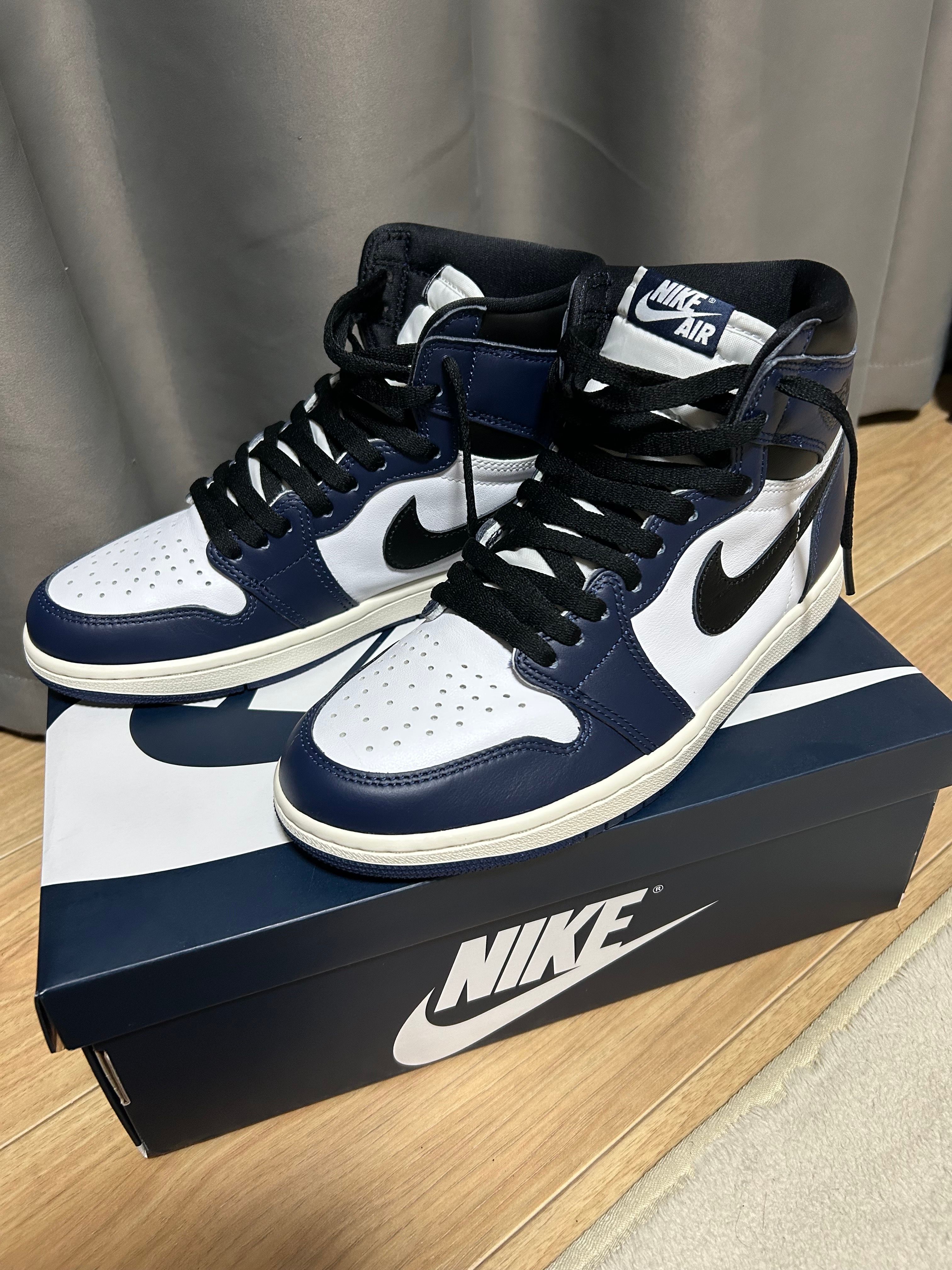 Nike Air Jordan 1 Retro High OG "Midnight Navy"