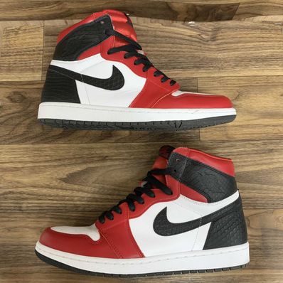 Nike Women's Air Jordan 1 High OG "Satin Red"