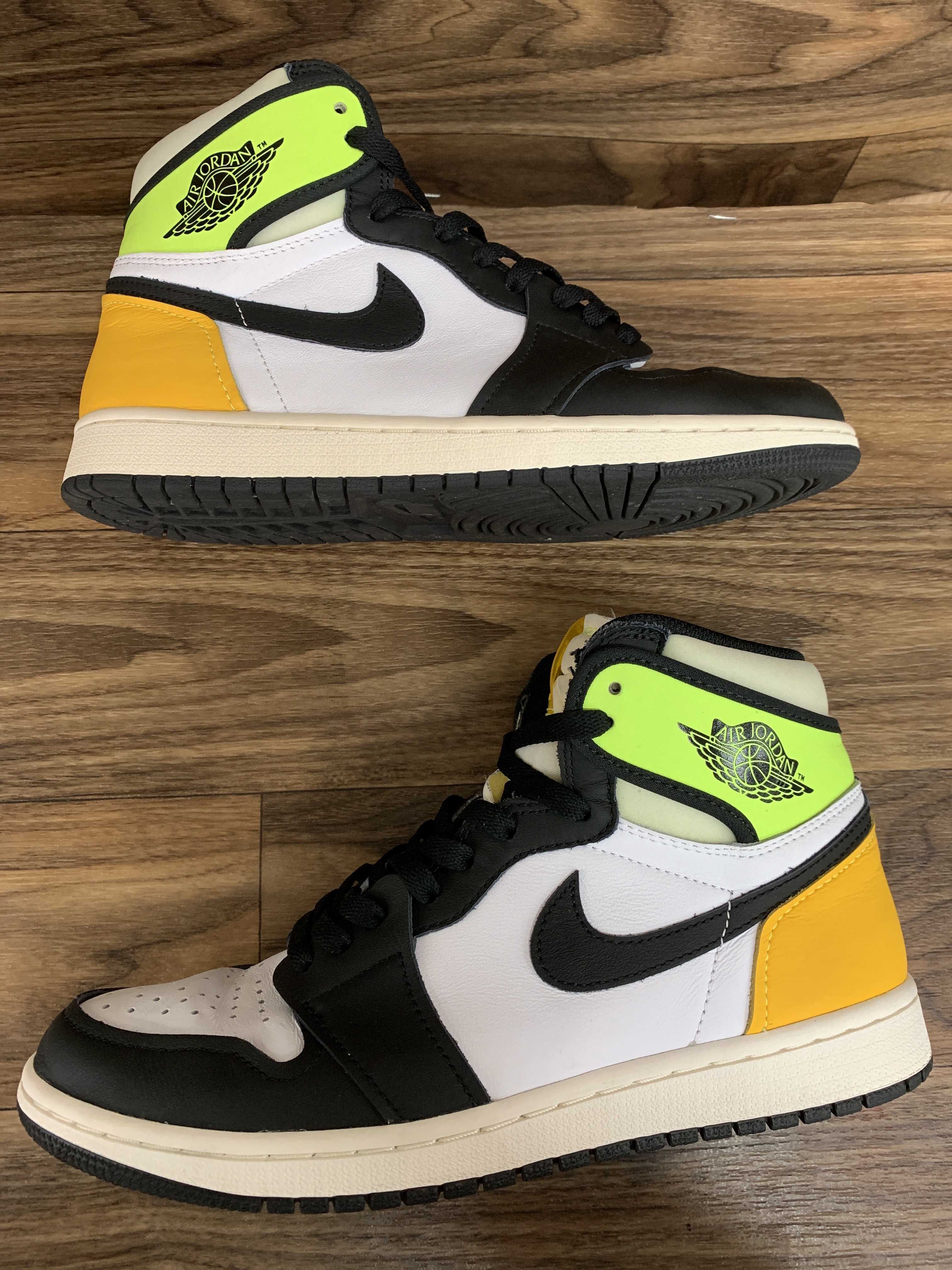 Nike Air Jordan 1 High OG "Volt Gold"