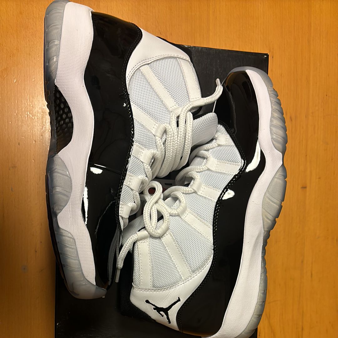 Nike Air Jordan 11 Retro "Concord" (2018)