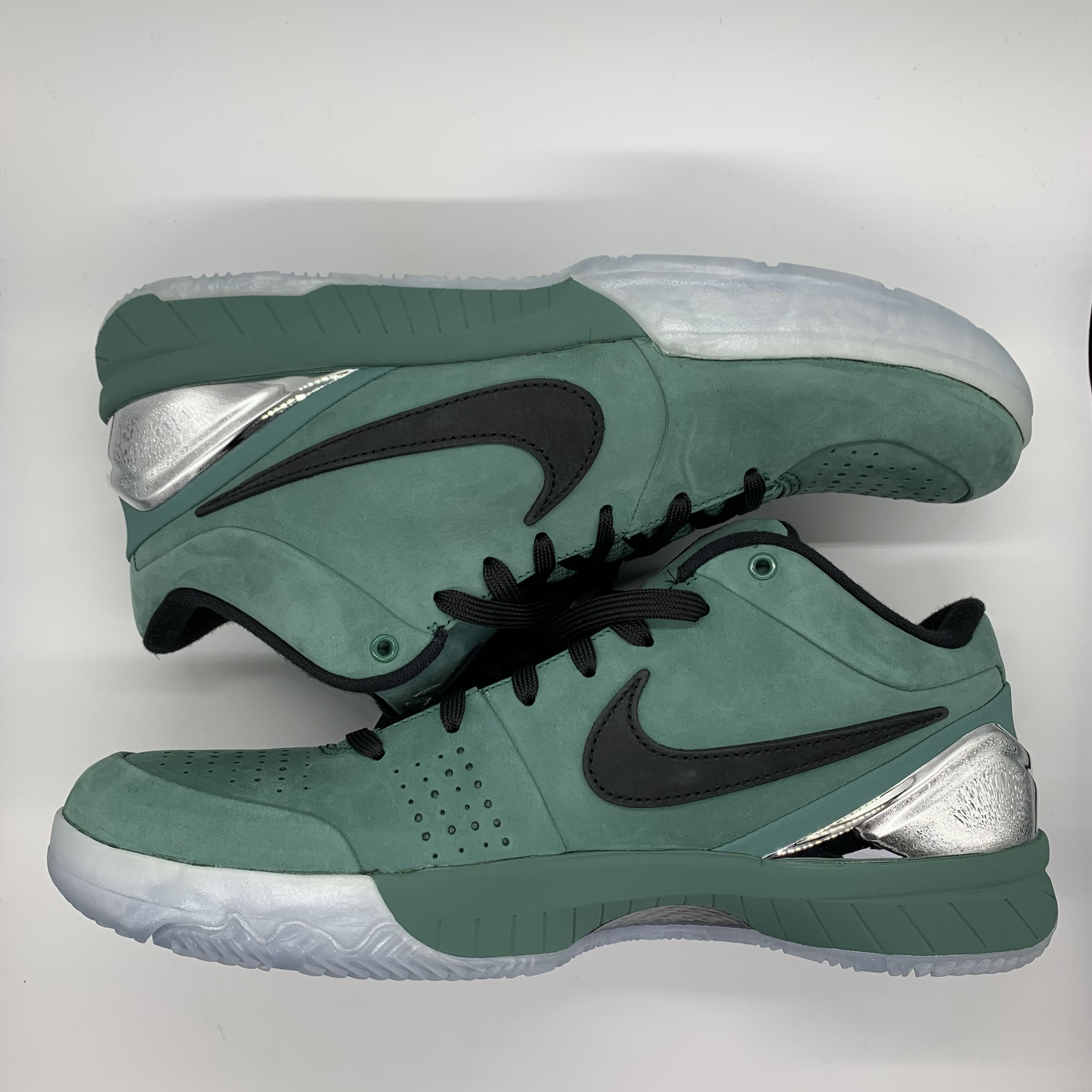 Nike Kobe 4 Protro "Girl Dad"