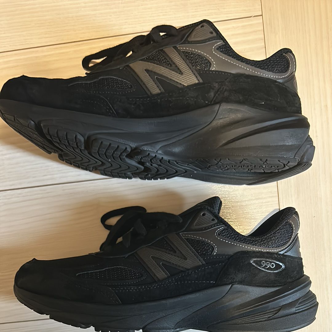 New Balance 990V6 "Triple Black"