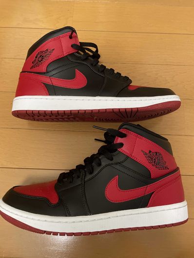 Nike Air Jordan 1 Mid "Bred"