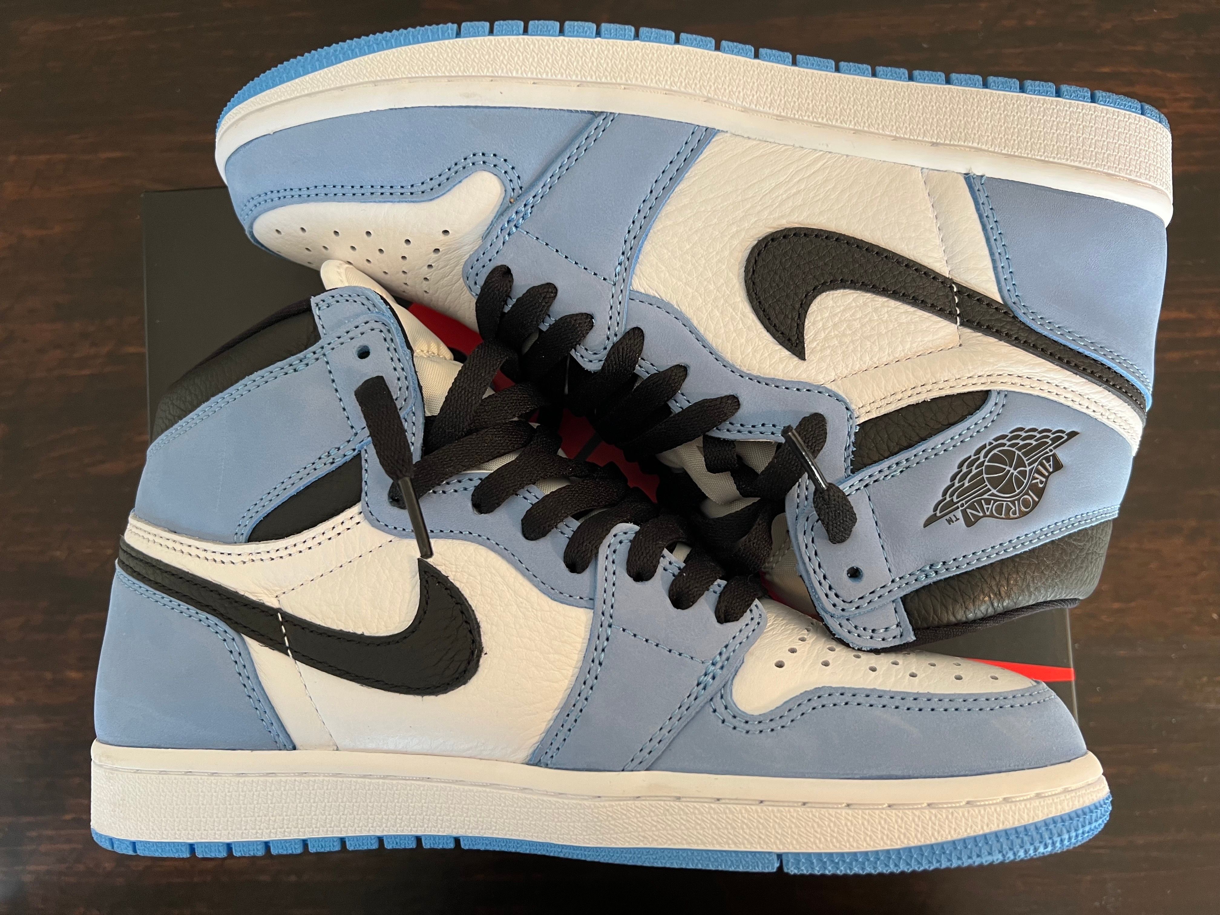 Nike Air Jordan 1 High OG "University Blue"